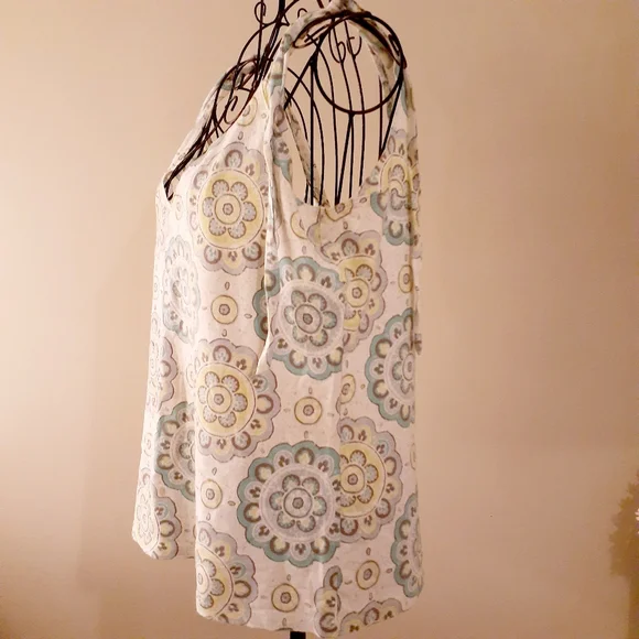 Summer top - Picture 5 of 5